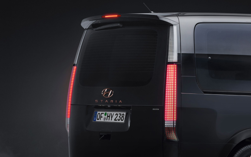 Дизайн STARIA | Футуристичний Мінівен | Богдан Авто - фото 15