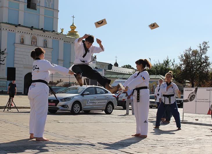 Hyundai купити в Києві. Нові Хюндай. Ціни на авто Hyundai в Києві - фото 7