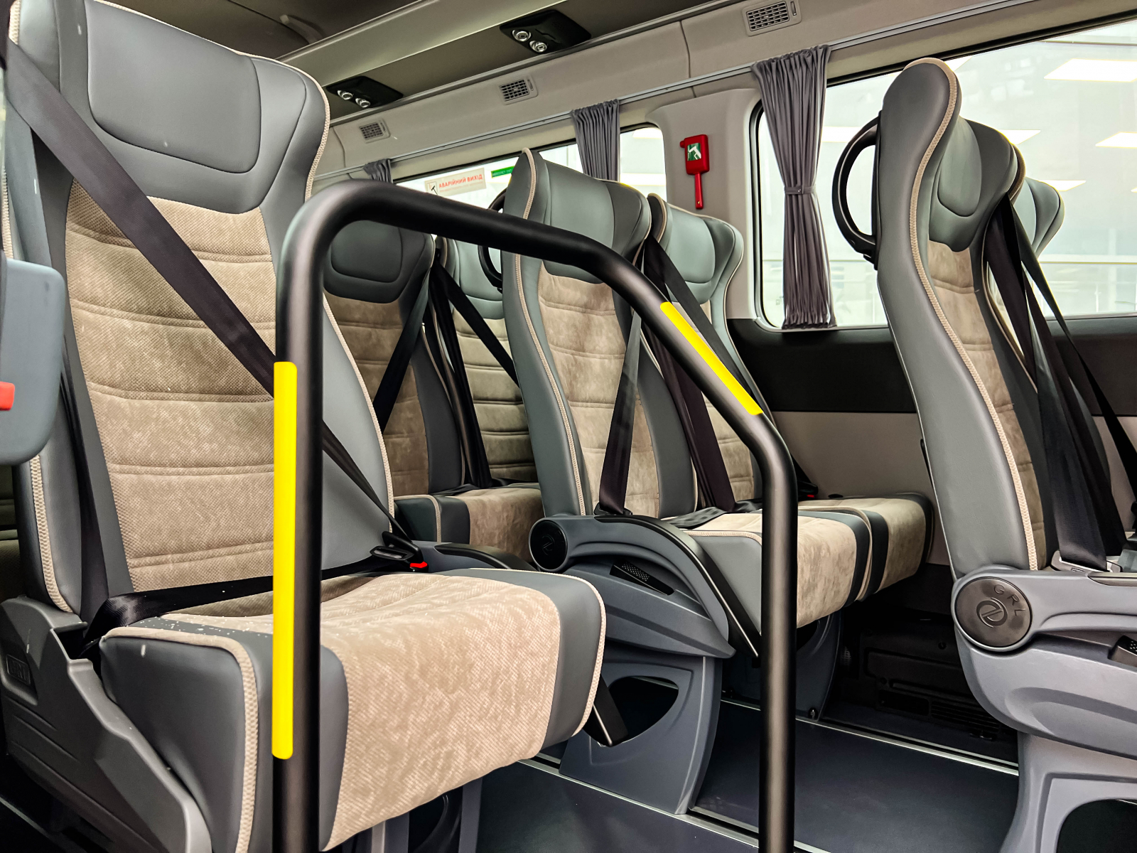Hyundai H350 – мікроавтобус для комфортабельних пасажирських перевезень в наявності у автосалоні! | Богдан-Авто - фото 16